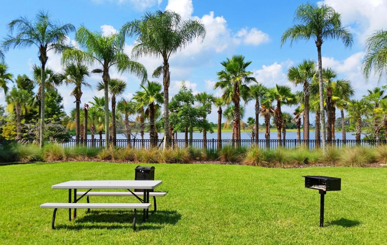 Updated Vista Cay Townhome, 10 Min From Universal オーランド エクステリア 写真