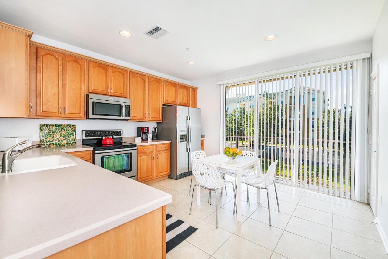 Updated Vista Cay Townhome, 10 Min From Universal オーランド エクステリア 写真